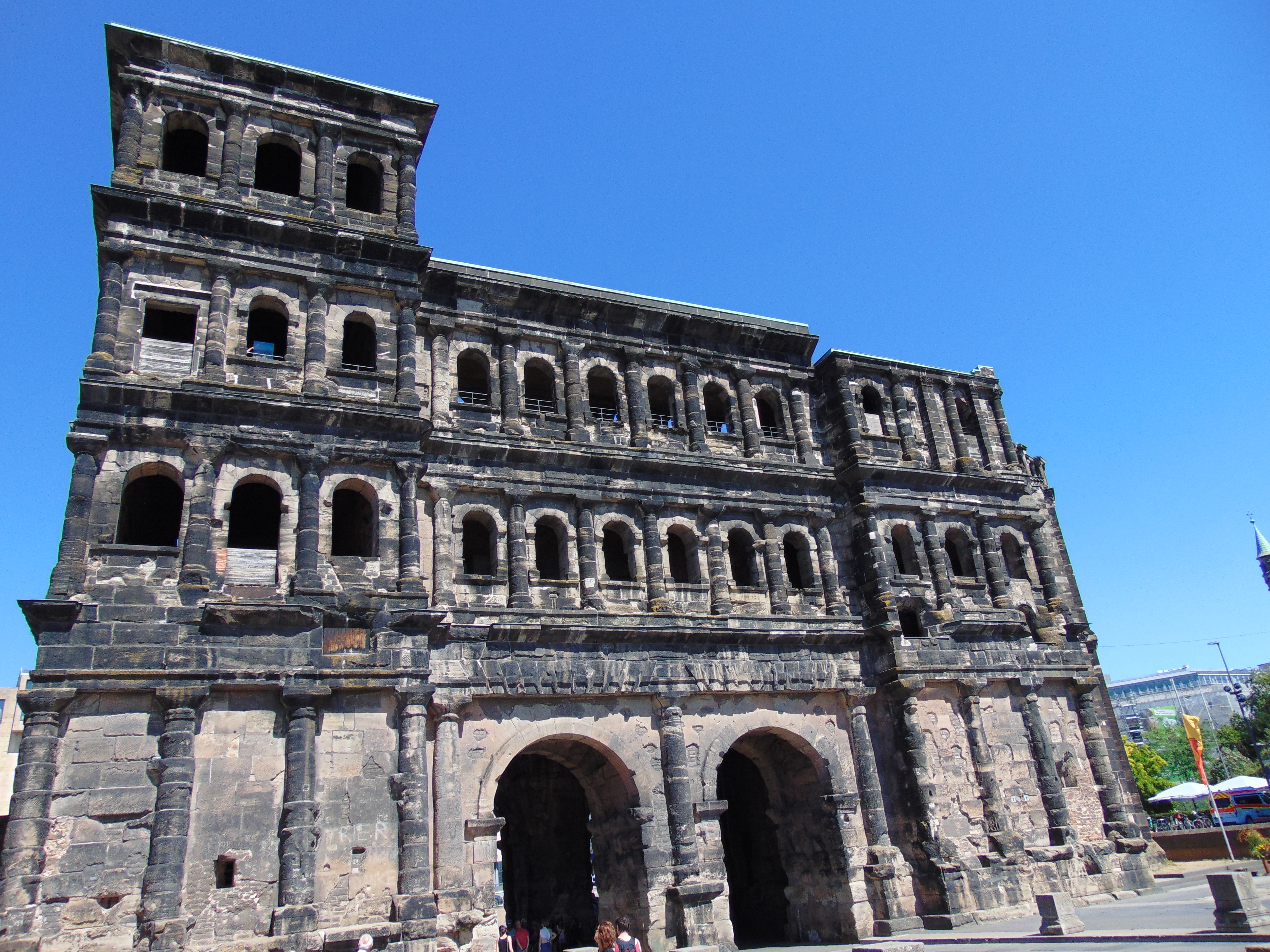 Porta Nigra